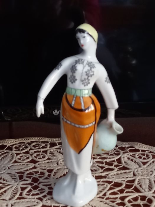 Bibelou din porțelan