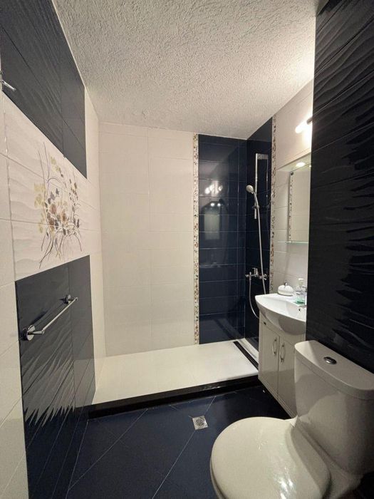 Дава се под наем Тристаен апартамент в София, Света Троица - 90 кв.м за 807.84 € - Снимка #10