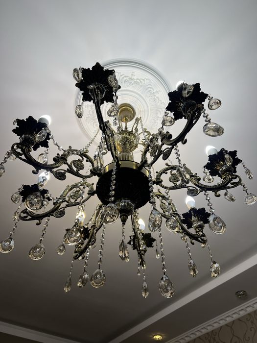 Люстра в гостиную