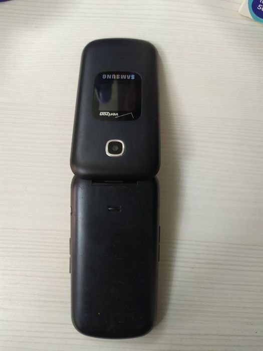 Продается телефон Самсунг