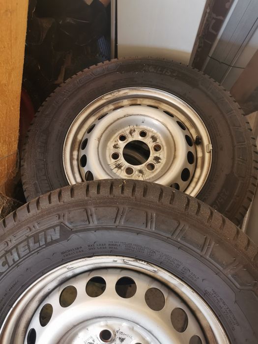 235 65 16 C  Michelin agilis 3 pentru Sprinter sau Krafter