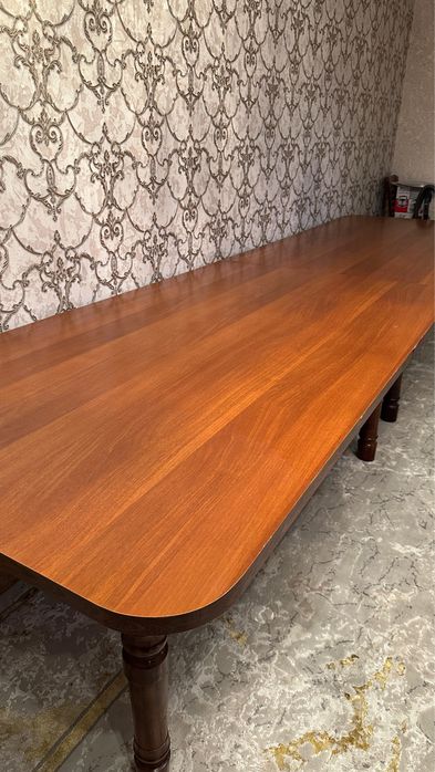 Стол 400х110см, скатерть б/у