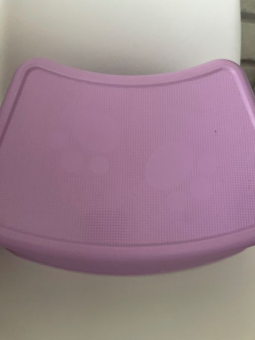 Подставка для ног и горшок