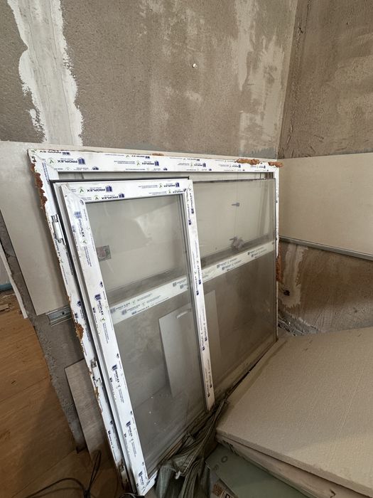 Продам окно пластиковое