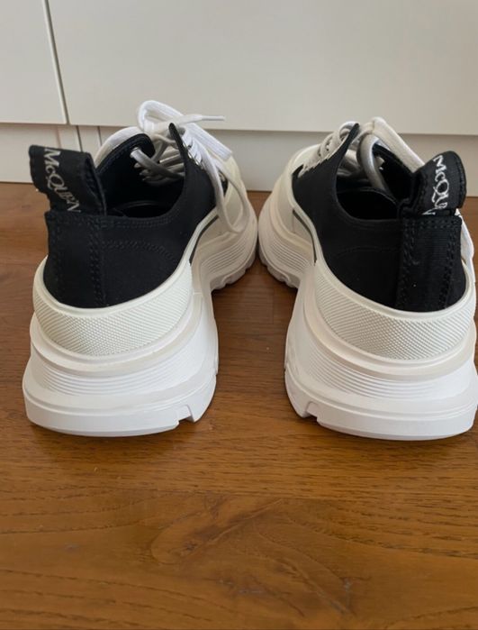 Alexander McQueen Tread Slick обувки