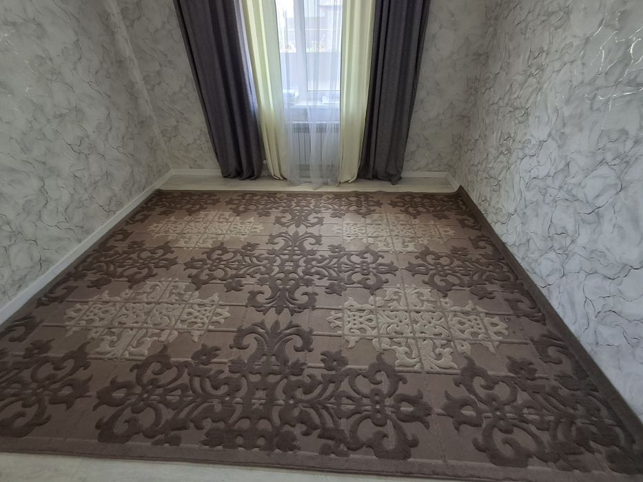 Продам ковёр 3.5х4.5