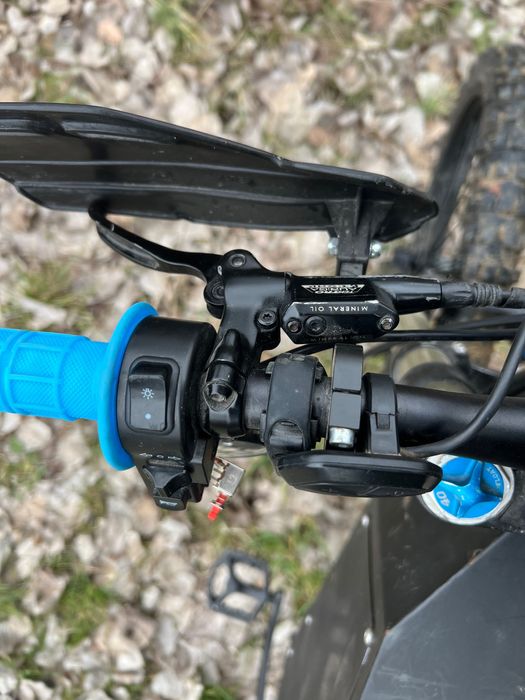 SurRon - stealth bomber