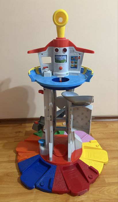 Кула Пес Патрул + фигурки и превозни средства