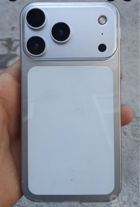 Iphon xr 17 pro max qilingan