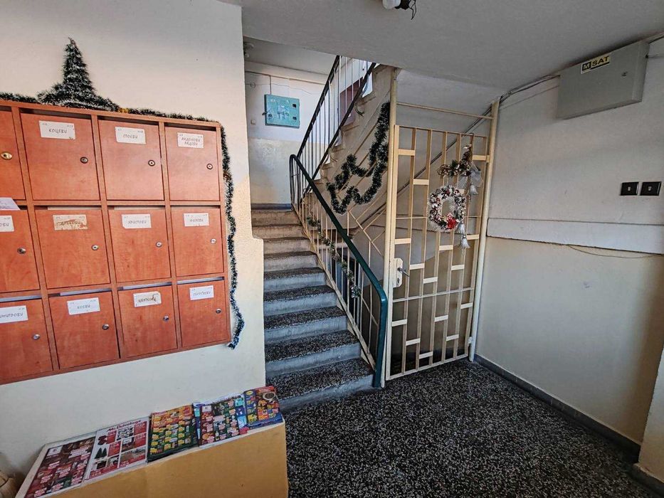 Продава се Двустаен апартамент в Варна, Център - 61 кв.м за 1421 €/кв.м - Снимка #18