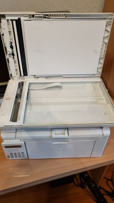 Продам принтер сканер факс HP