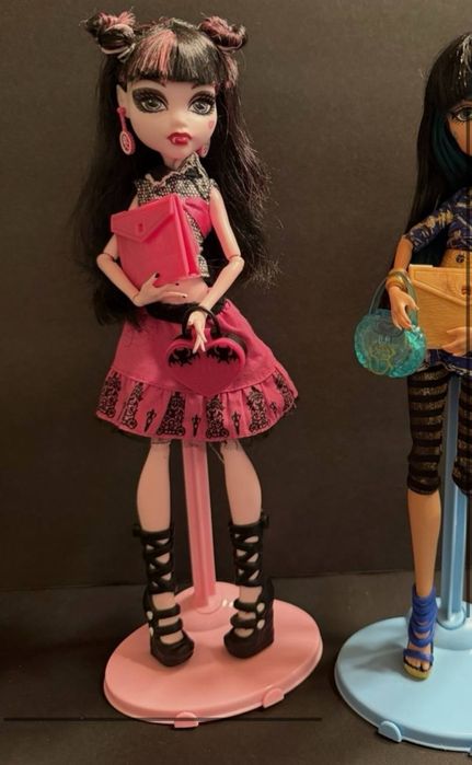 Лот Monster high
