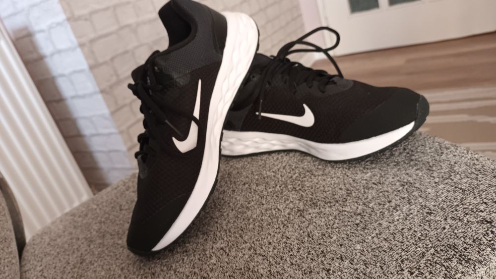 Маратонки Nike-унисекс модел