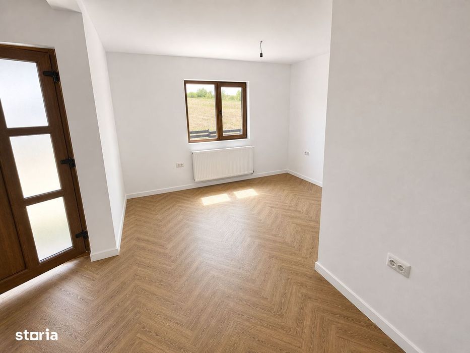 Casa 3 camere Voinesti Iasi, baie, bucatarie/ la cheie!