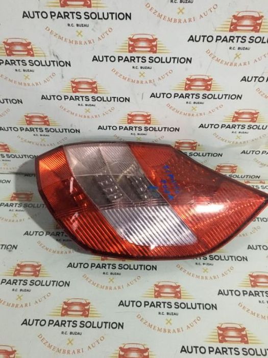 stop dreapta Renault Scenic an fabr 2004