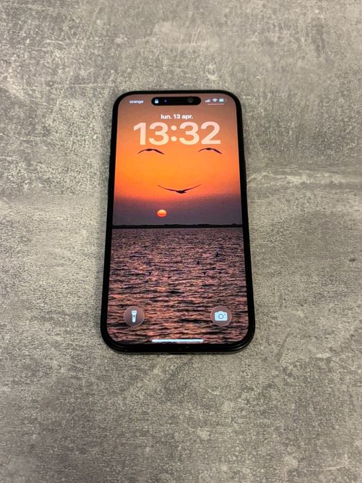 Iphone 15 capacitate 128 gb