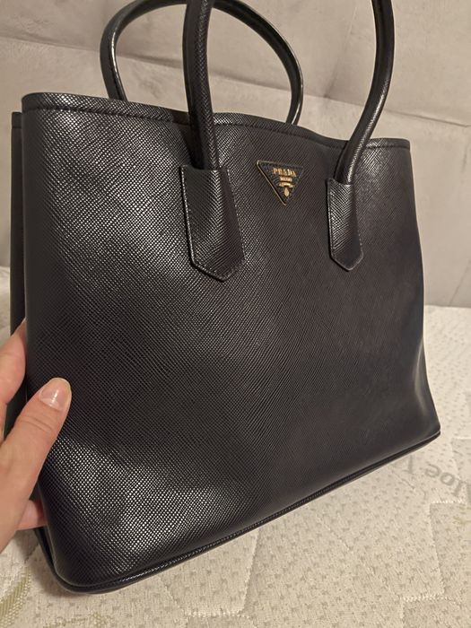 Geanta prada noua