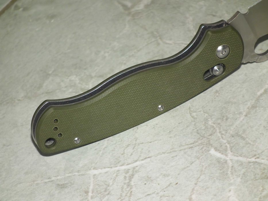 Briceag cutit tactic stil paramilitary Ganzo G729-GR nou, otel 440C, míner G10, axis lock
