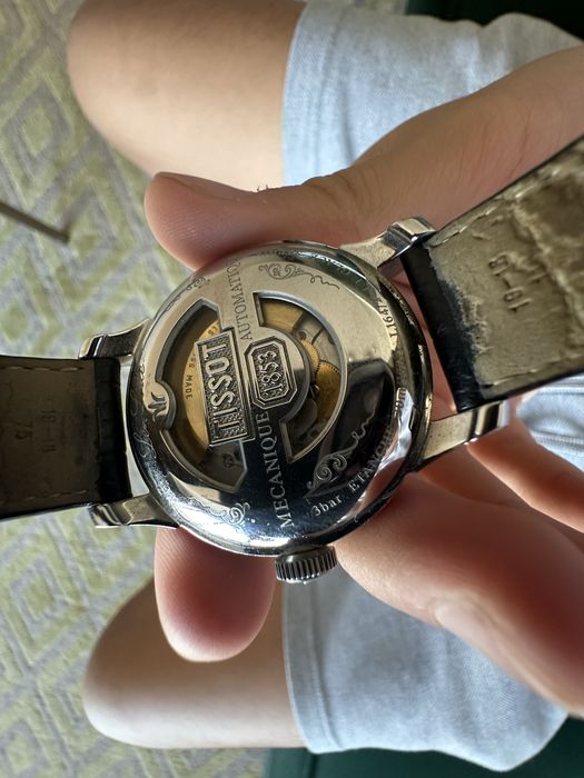 Tissot le locle automatic швейцарские часы