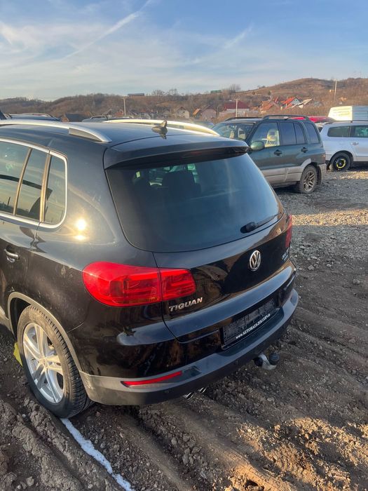 Dezmembrez tiguan