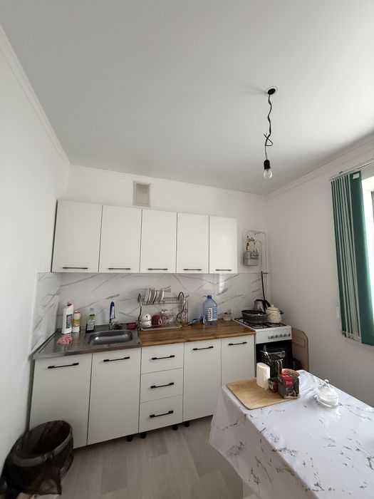 Подселениеге қыздар керек