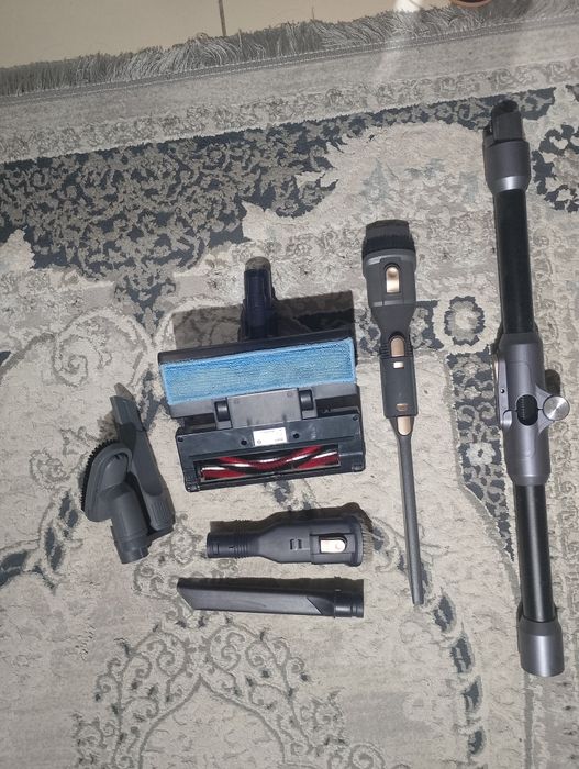Продаю ручной пылесос