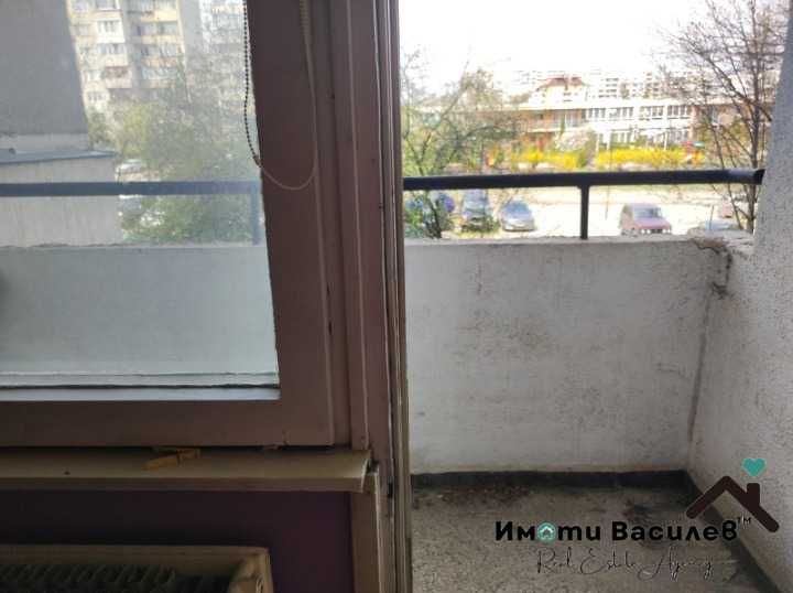 Продава се Тристаен апартамент в София, Център - 93 кв.м за 1234 €/кв.м - Снимка #8