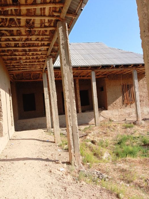 Шахрисабз каракушда учаска сотилади 16 сутиг учаска срочна