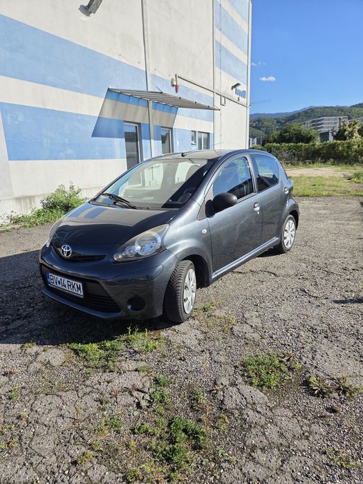 Toyota Aygo 2013 benzină 1.0 stare bună 64k km reali