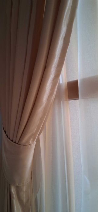 Луксозни завеси с прозрачно перде