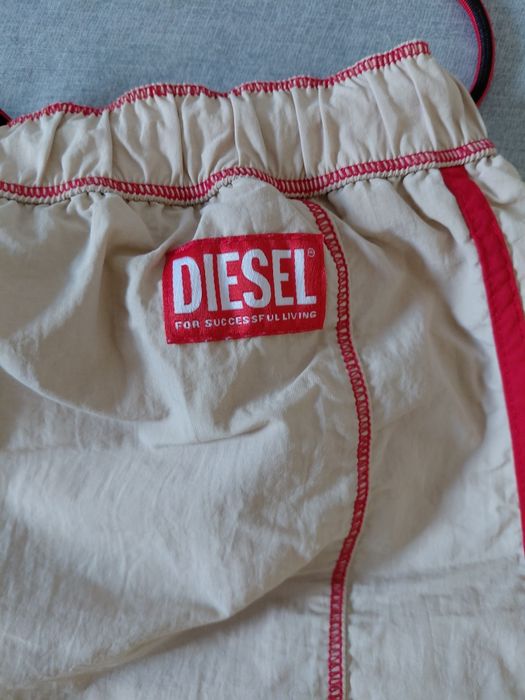 Продавам бански DIESEL