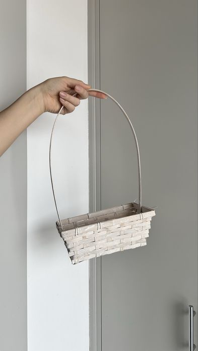 Корзинка белая