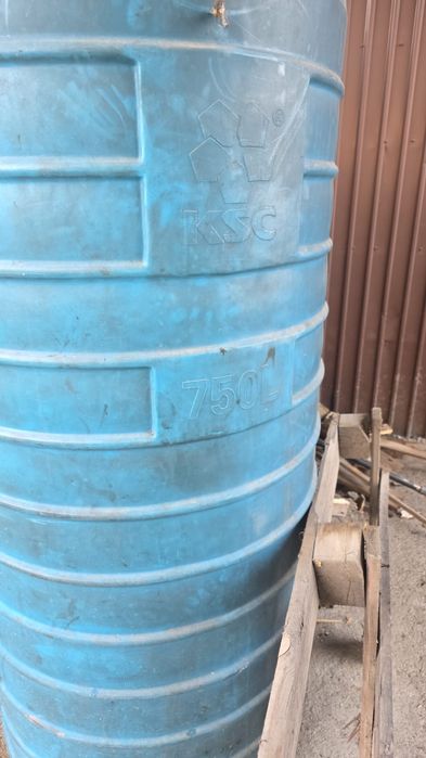 Ёмкость 750 литров