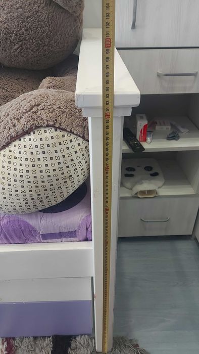 легло сандвич с две чекмеджета