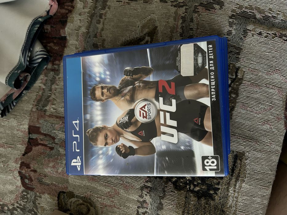 Ps4 1тб + 4 игры