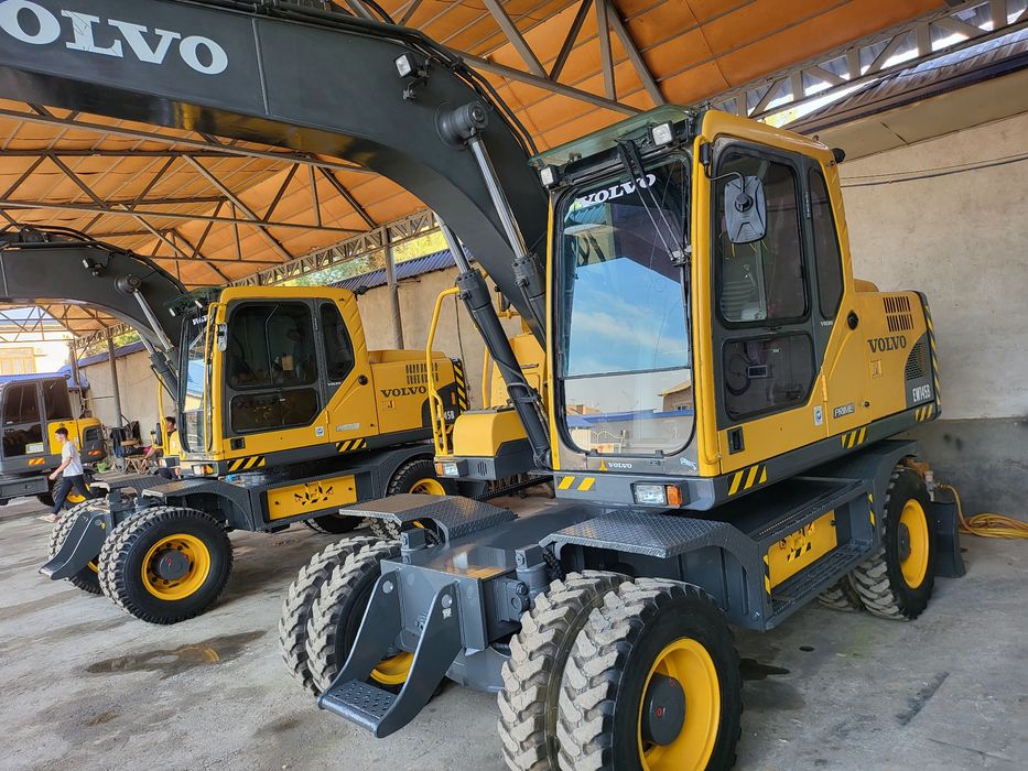 Karea dan 145 Volvo zurlari keldi.
