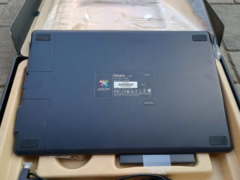 Wacom Intuos5 Touch Medium (PTH-650)