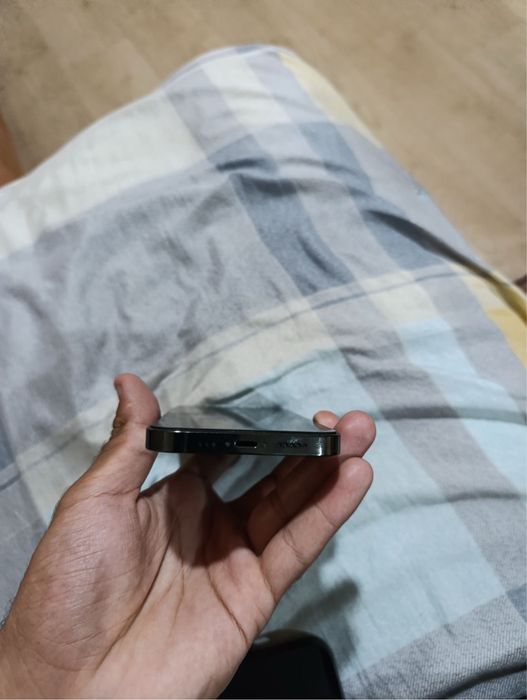 Iphone 13 pro green