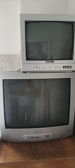 Телевизори, 23,22 и 15 инча