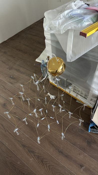 Продам люстру в гостиную/зал/хол