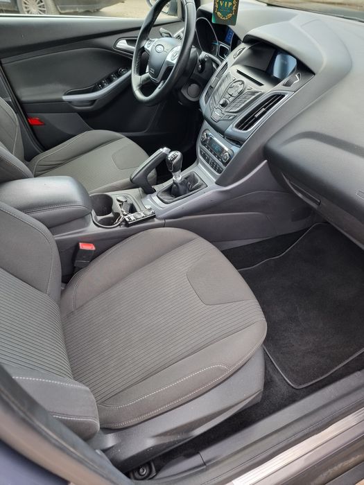 FORD Focus 2013 — imagine 42