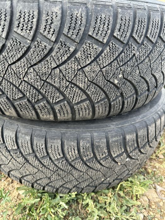 Шины 2 штуки 265/65/17