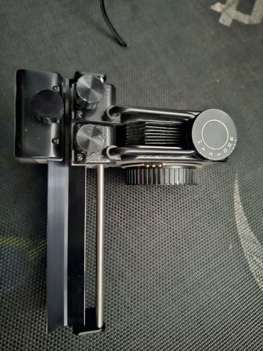 Немска фото стойка за макрообектив