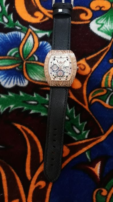 Erkaklar qo'l soati - Rashota