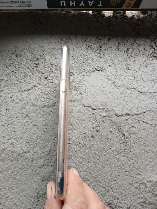 Samsung s10 sotiladi