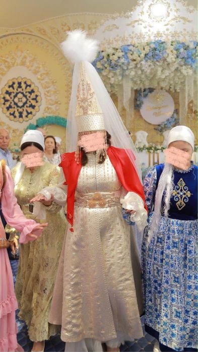 Платья на Узату.