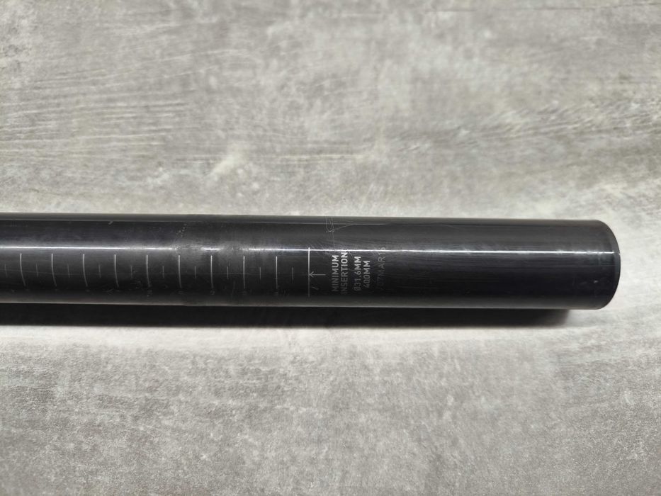 Карбоново колче TRUVATIV NOIR T40 400MM 31.6MM