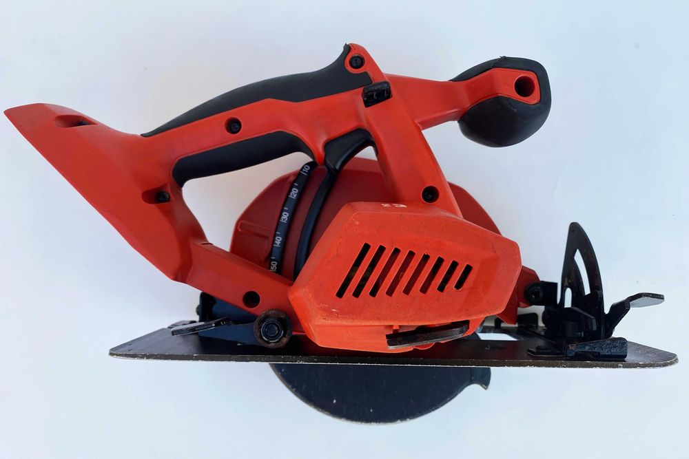 HiLTi SCW 22-A - Акумулаторен ръчен циркуляр 22V