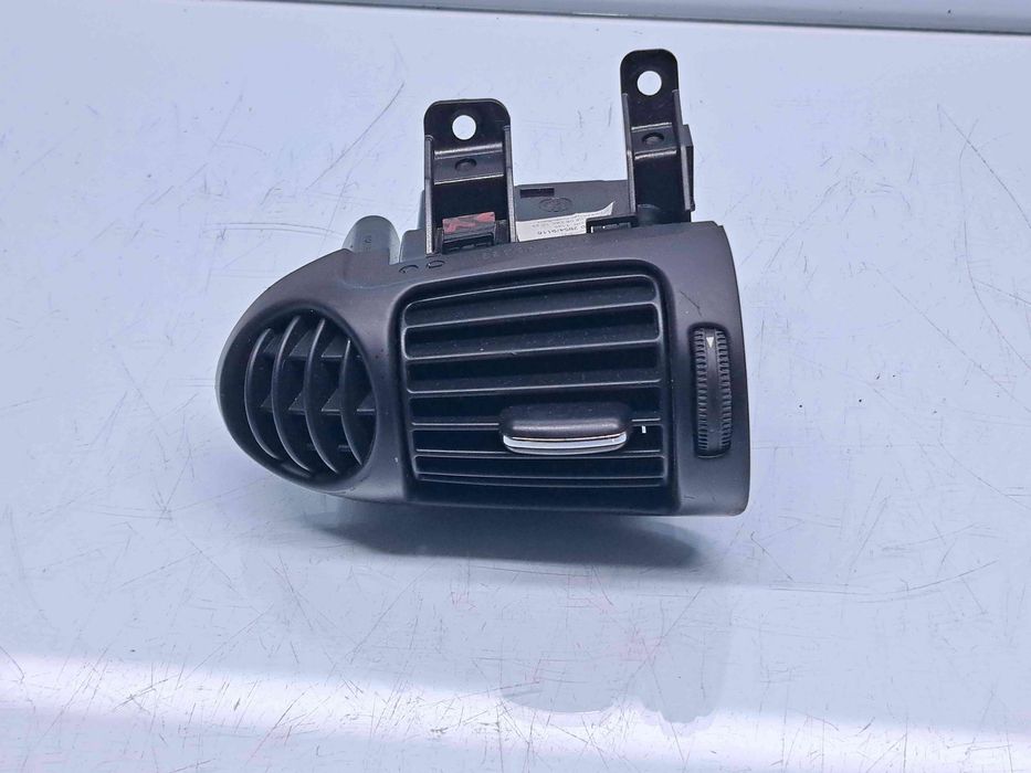 Grila aerisire dreapta Mercedes Clasa C Coupe (CL203) [Fabr 2001-2011