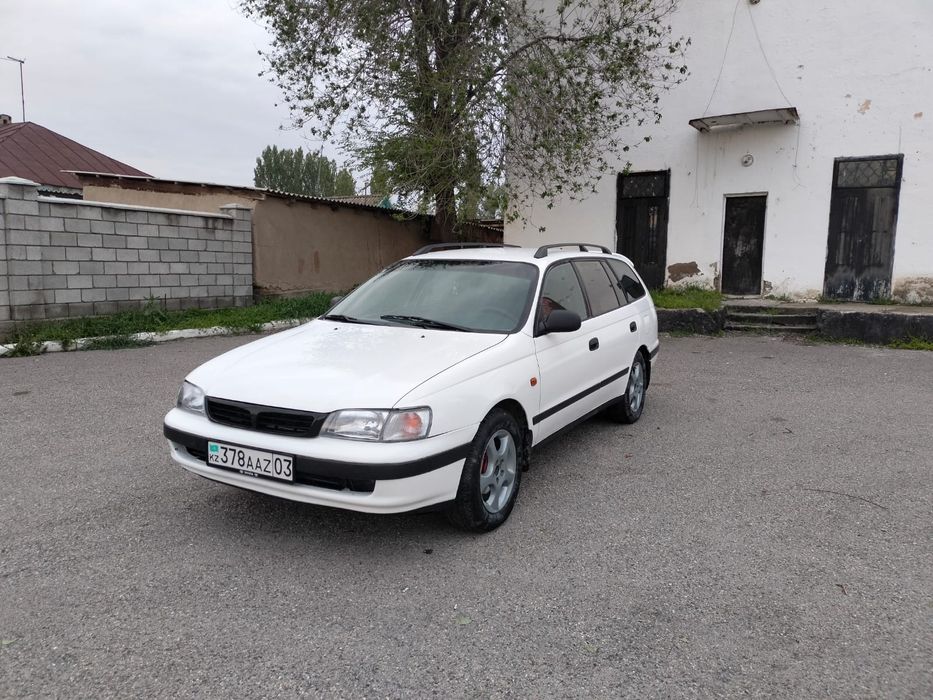 Продам тайёту Карина е